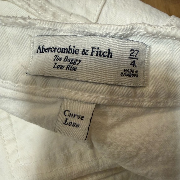 Abercrombie & Fitch White Distressed Straight Leg Jeans - Picture 8 of 8